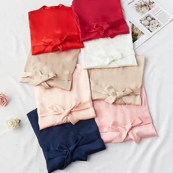 Moda Poročne Stranka Haljo Pismo Nevesta Na Robe Nazaj Cvet Ženske Saten Poročno darilo Kimono Sleepwear Spa Halje za Ženske